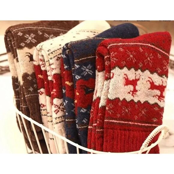 Novelty Christmas Reindeer Winter Socks Set of 5 - Picture 9 of 10